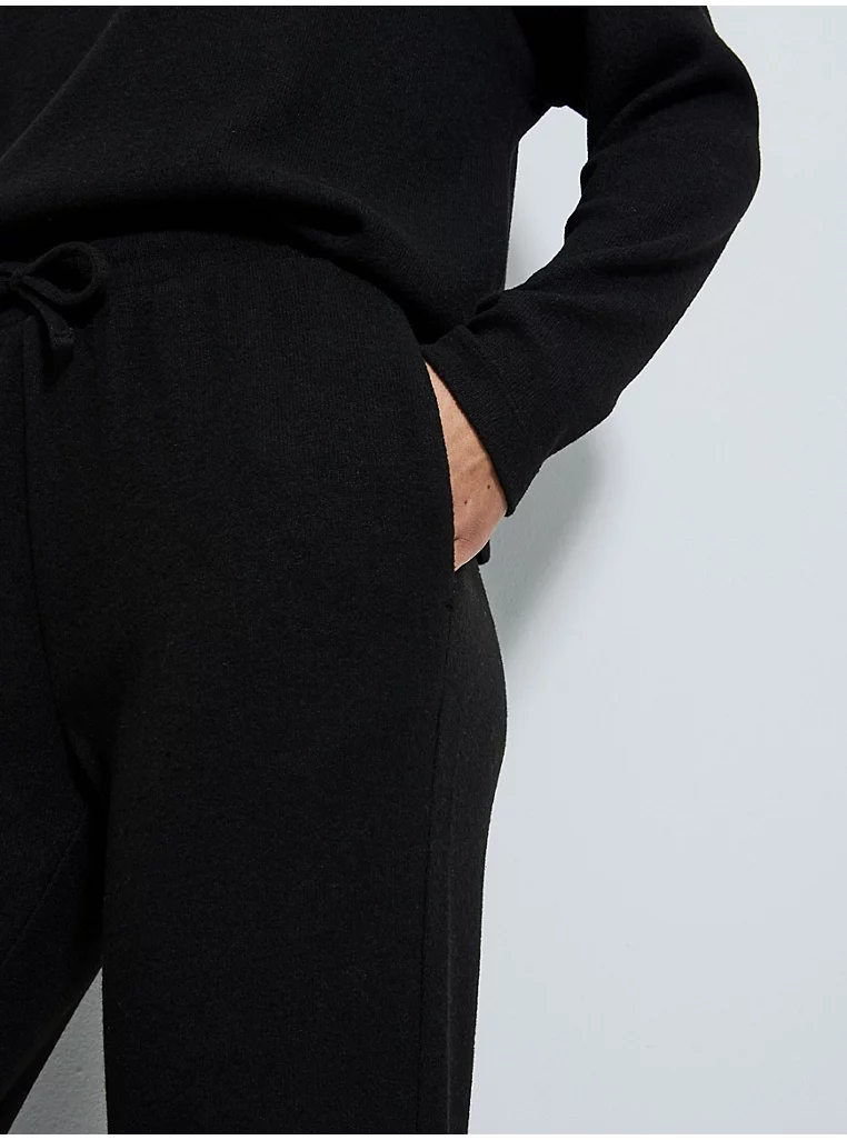 Black Soft Touch Knitted Cuffed Joggers - Image 3
